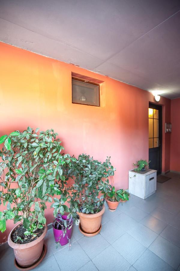 Apartments Beautiful Tbilisi On L.Meskhishvili Turn 1 Exterior foto